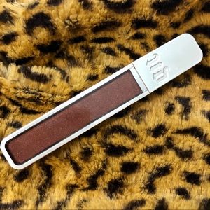 Urban Decay Hi-Fi Shine 💕 Shadowheart